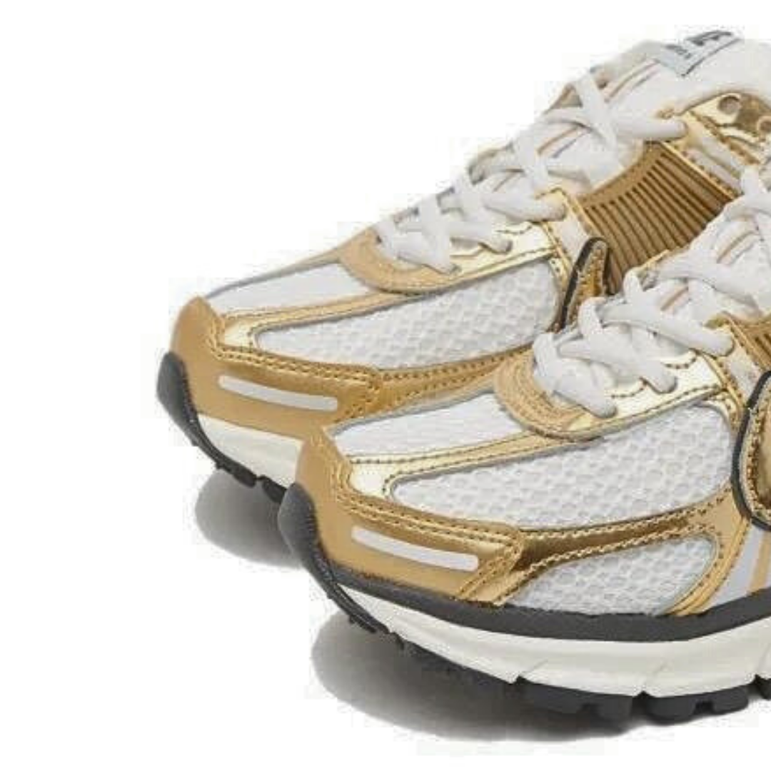 Zoom Vomero 5 Metallic Gold